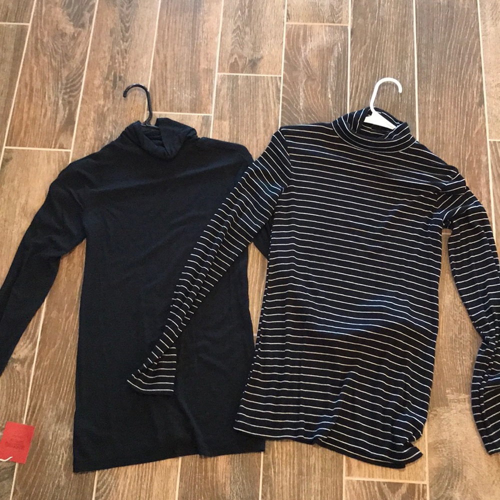 Women’s Mossimo long-sleeve turtleneck